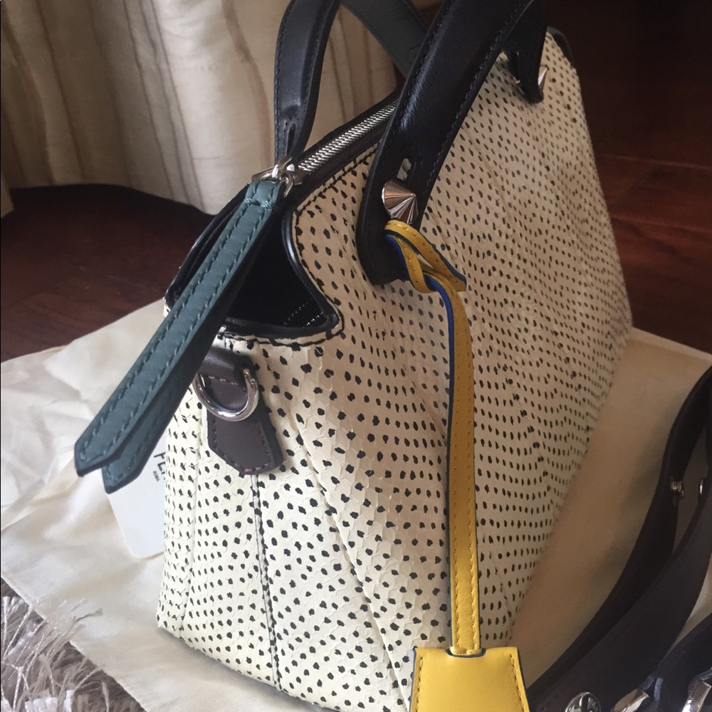 Fendi Bag - Picture 8 of 8